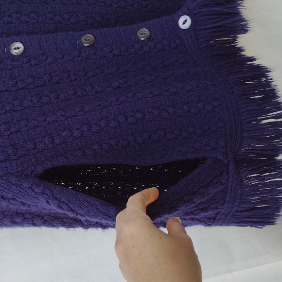 Vintage Navy Crocheted Acrylic Cape Sweater - Picture 3 of 8